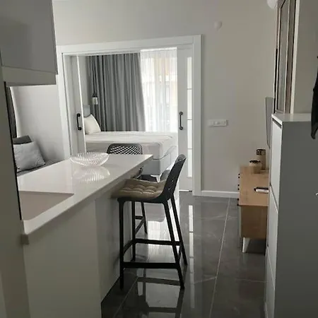 Camelia 5- Beautiful 1+1 On Cleopatra Apartament Alanya